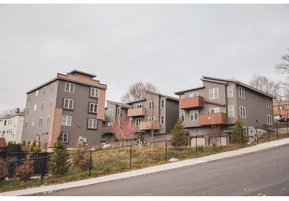 Unit for sale at 54 Richards St, Worcester, MA 01603