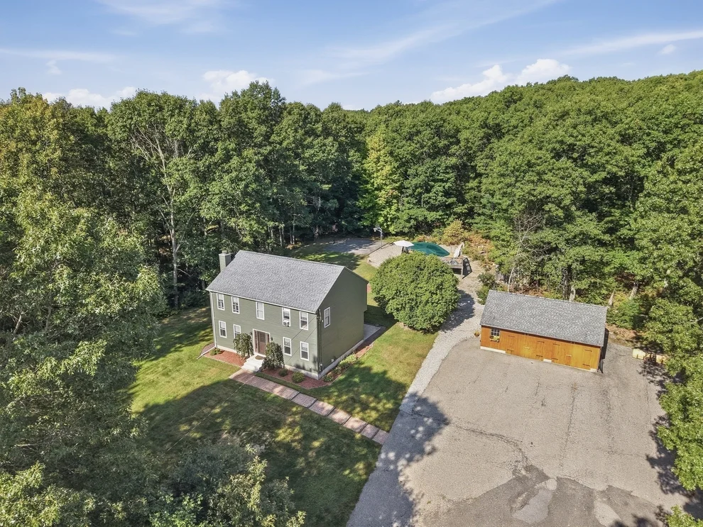 Unit for sale at 10 Flaxfield Road, Dudley, MA 01571