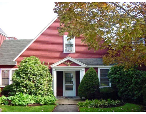 Unit for sale at 8 Franklin Street, Marblehead, MA 01945