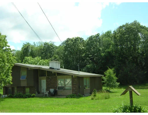 Unit for sale at 256 South St, Auburn, MA 01501