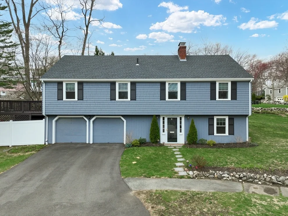 Unit for sale at 23 Pine Ridge Cir, Reading, MA 01867