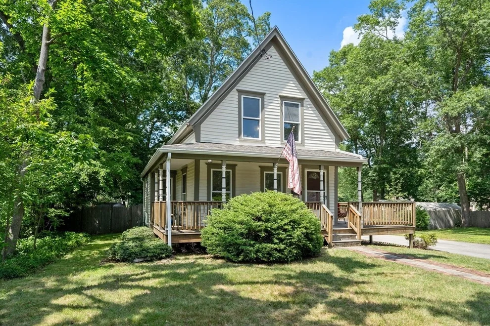 Unit for sale at 40 Florence St, Rockland, MA 02370