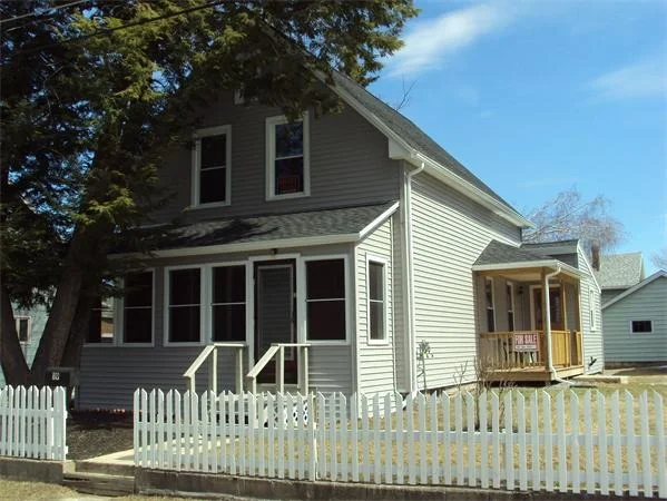 Unit for sale at 19 Exeter St, Fitchburg, MA 01420