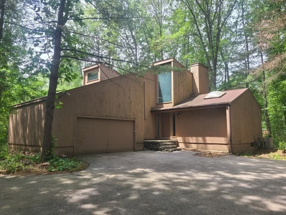Unit for sale at 33 Winter Street, Weston, MA 02493