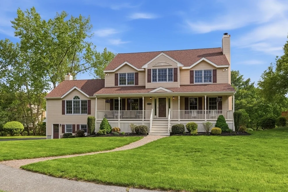 Unit for sale at 187 Sanborn Lane, Reading, MA 01867
