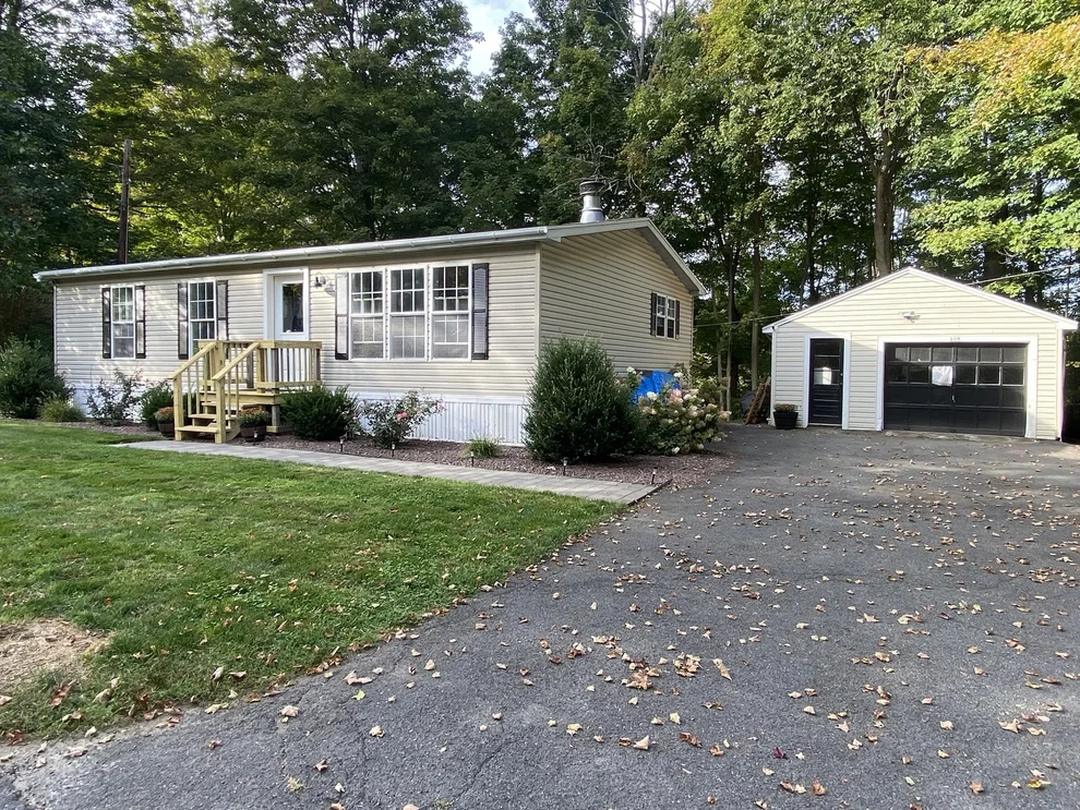 Unit for sale at 109 Depot St, Bernardston, MA 01337