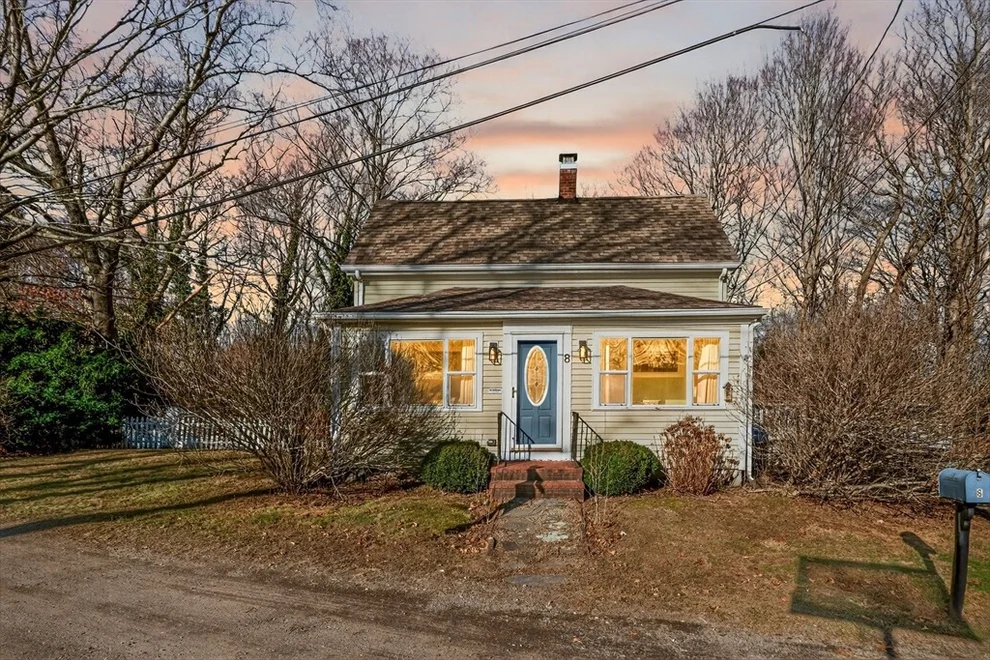 Unit for sale at 8 Westwood Rd, Plymouth, MA 02360