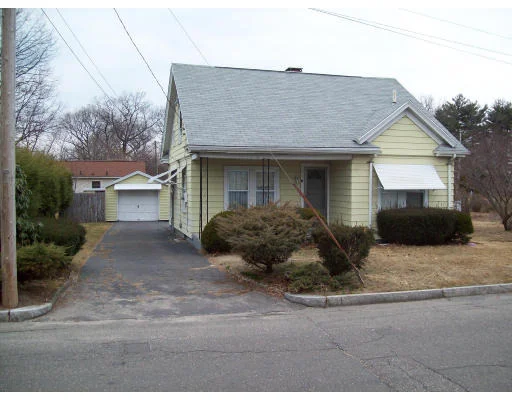 Unit for sale at 88 Nagle St, Springfield, MA 01151