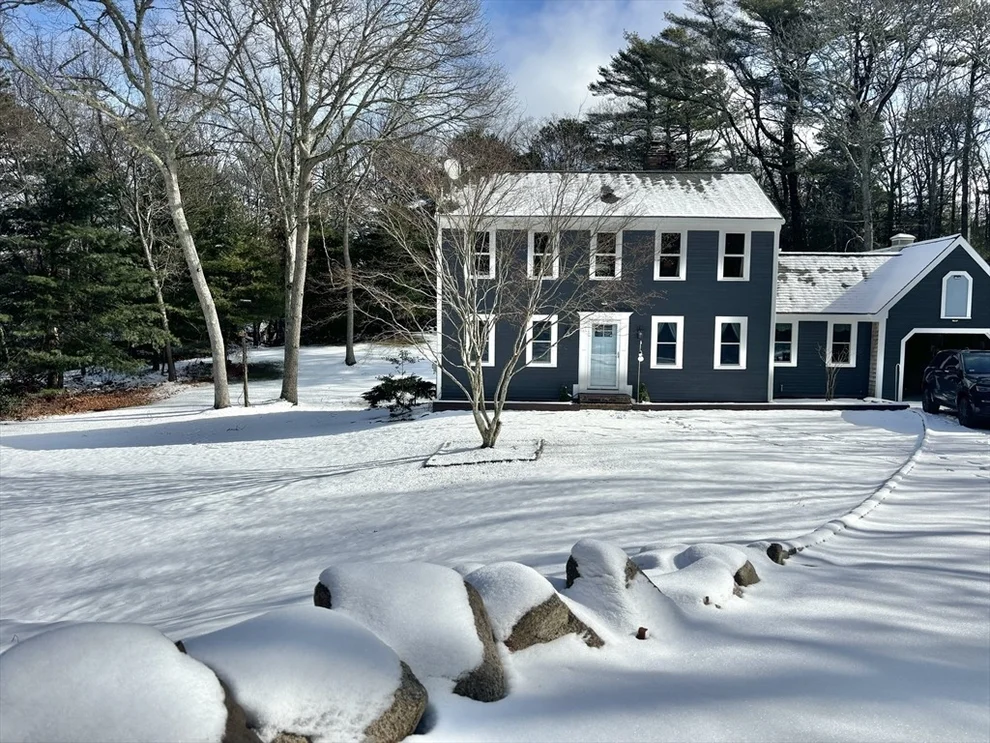 Unit for sale at 5 Ellis  Cir, Sandwich, MA 02537