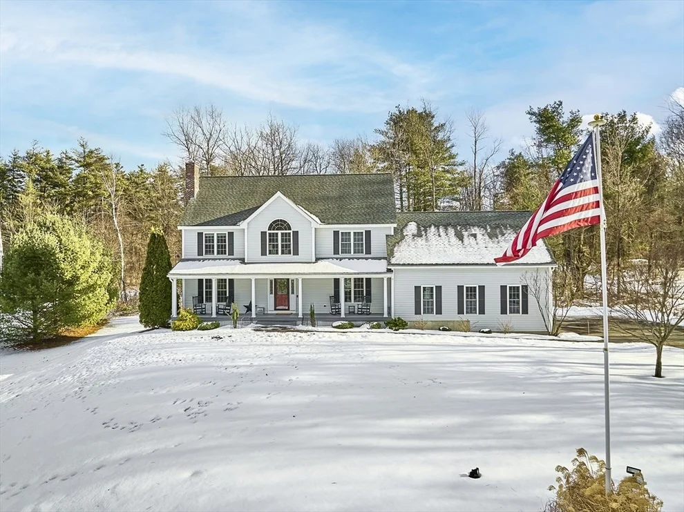 Unit for sale at 80 Gilchrest St, Lunenburg, MA 01462