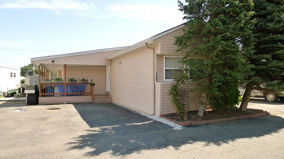 Unit for sale at 286 Newbury Street, Peabody, MA 01960