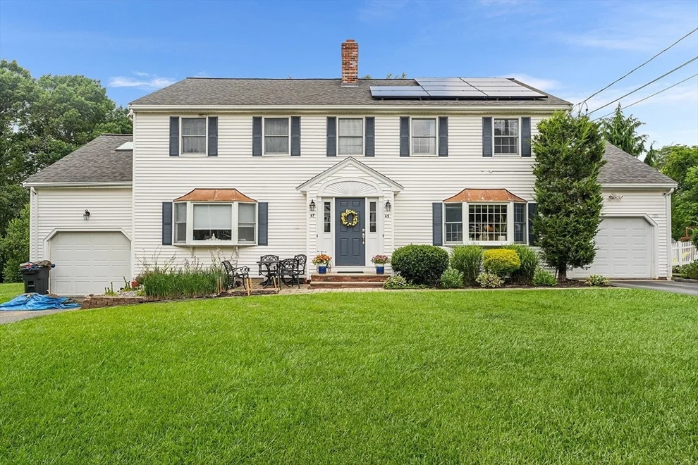 Unit for sale at 65 Cotuit St, North Andover, MA 01845