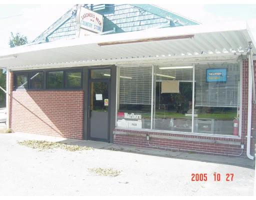 Unit for sale at 1255 Gardner's Neck Rd, Swansea, MA 02777