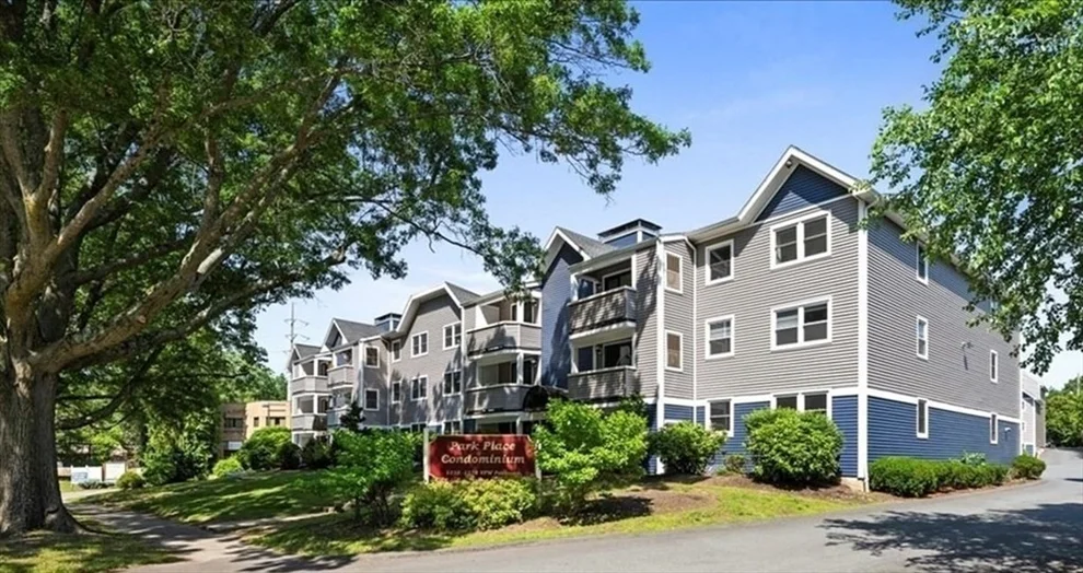 Unit for sale at 1216 Vfw Pkwy, Boston, MA 02132