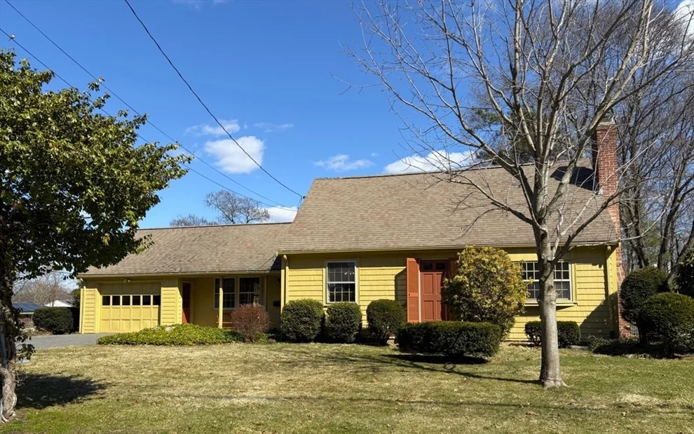 Unit for sale at 107 Lockland Ave, Framingham, MA 01701