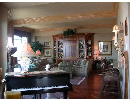 Unit for sale at 2 Avery St, Boston, MA 02111