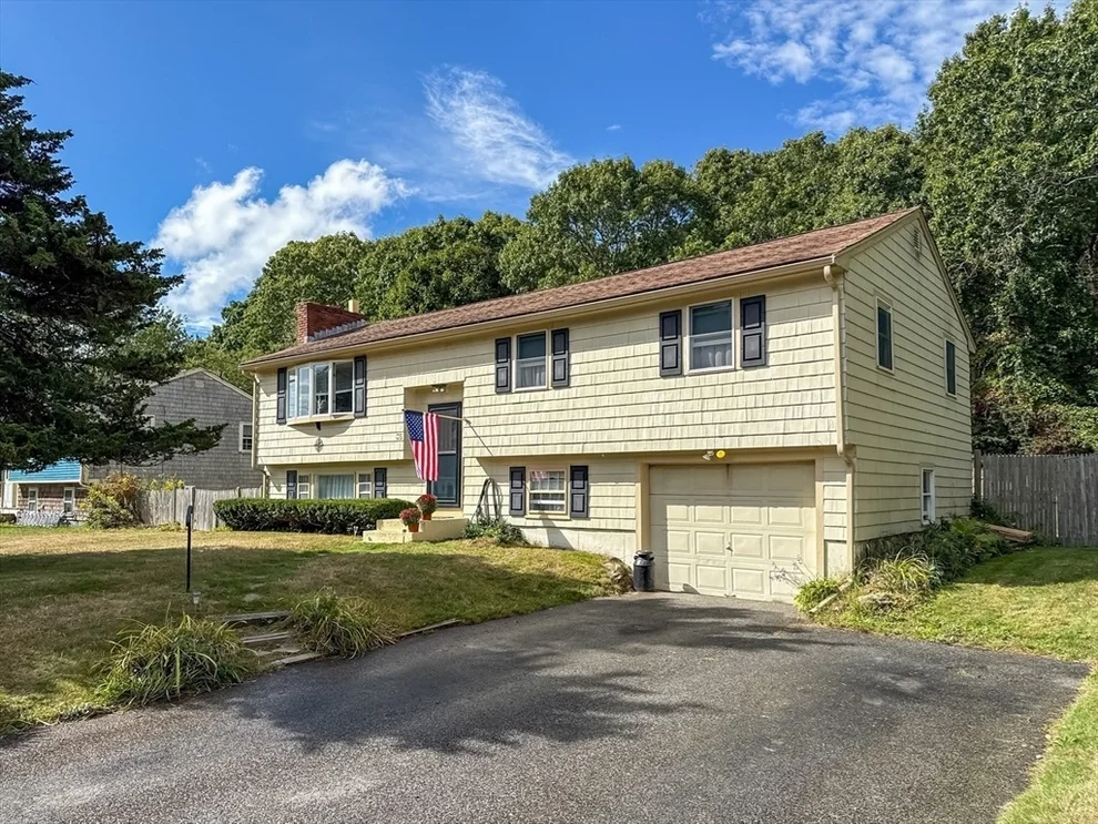 Unit for sale at 35 Marshview Dr, Marshfield, MA 02050