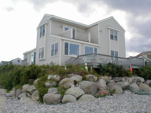 Unit for sale at 12 Gilbert St, Marshfield, MA 02050
