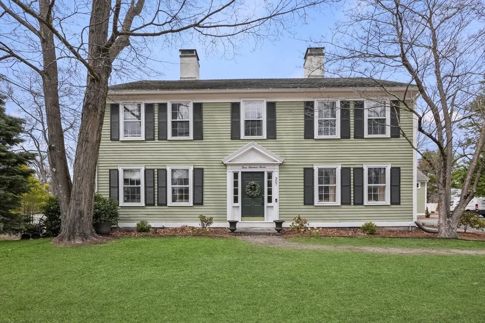 Unit for sale at 307 Main Street, Shrewsbury, MA 01545