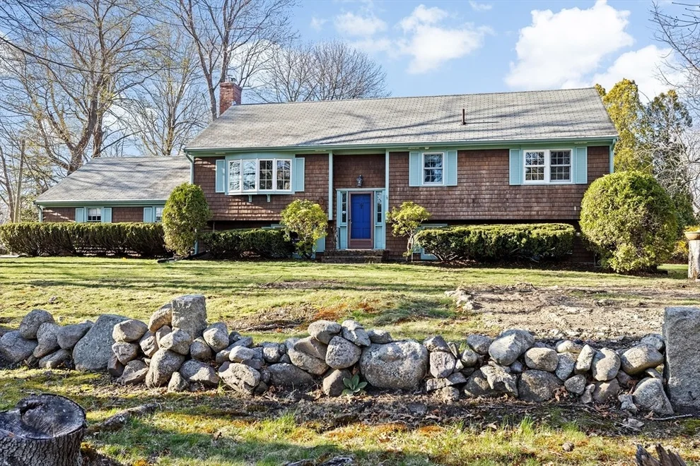 Unit for sale at 44 Meeting House Lane, Scituate, MA 02066