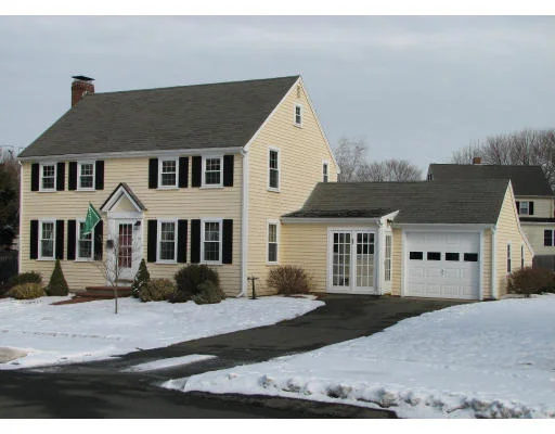 Unit for sale at 18 Sheffield Rd., Danvers, MA 01923
