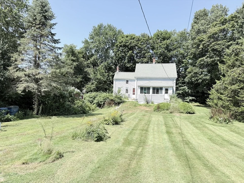 Unit for sale at 9 Cross St, Canton, MA 02021