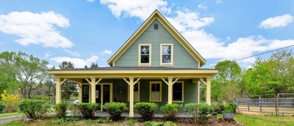 Unit for sale at 137 Plymouth St, Carver, MA 02330