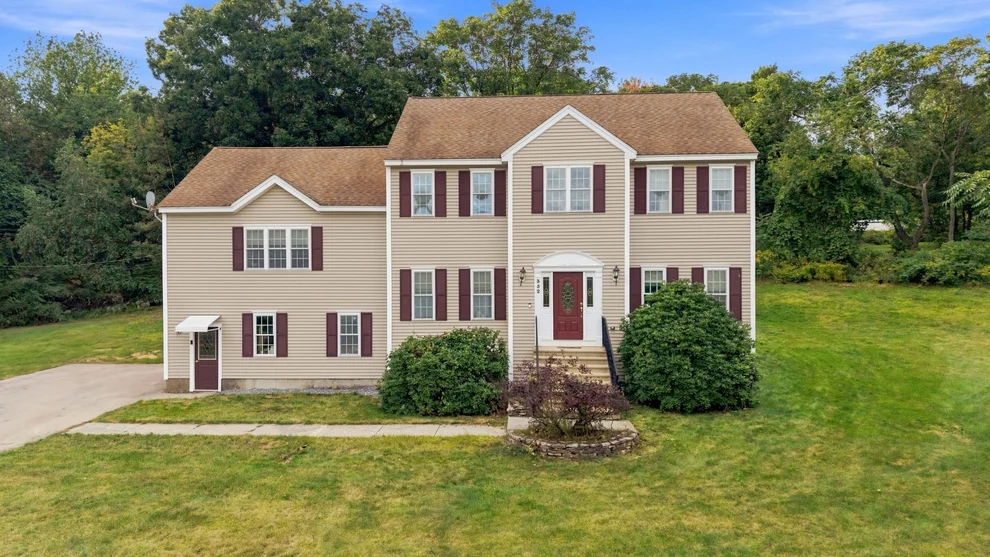 Unit for sale at 352 Grafton St, Shrewsbury, MA 01545