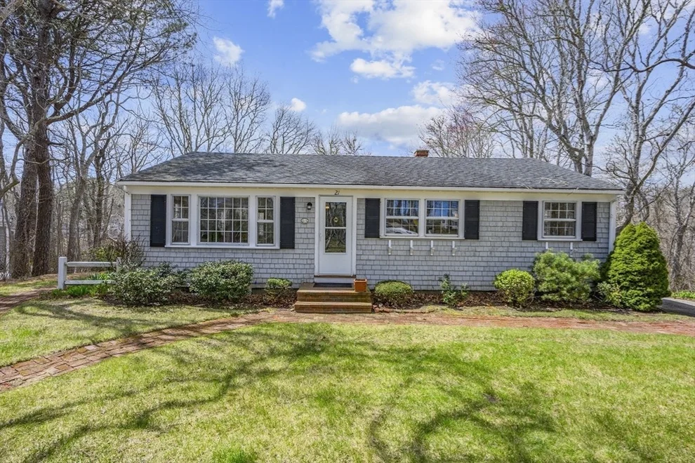 Unit for sale at 21 Uncatena Rd, Mashpee, MA 02649