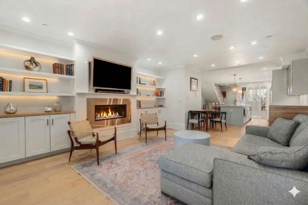 Unit for sale at 530 E Broadway, Boston, MA 02127