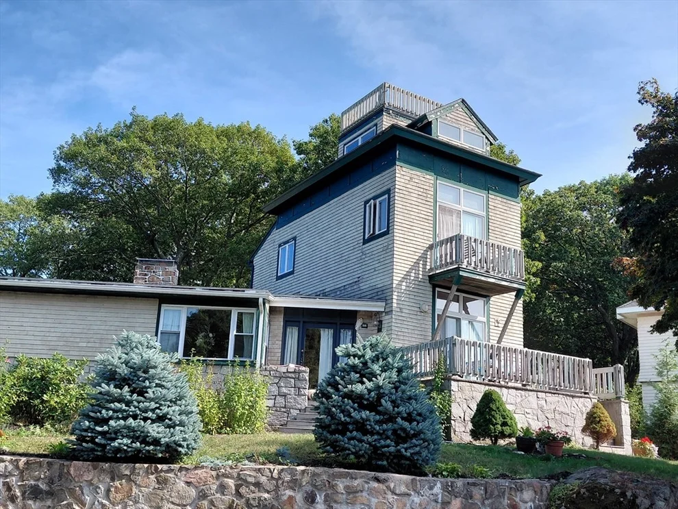Unit for sale at 75 Bay View Dr, Swampscott, MA 01907