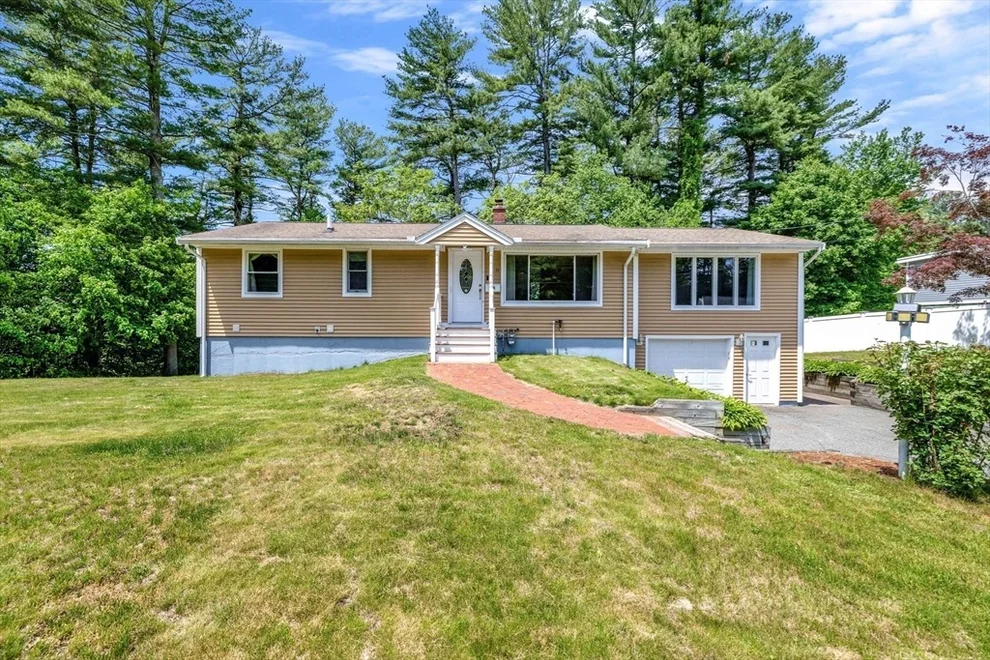 Unit for sale at 14 Raymond Rd, Chelmsford, MA 01824