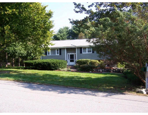 Unit for sale at 3 Crestwood Drive, Andover, MA 01810