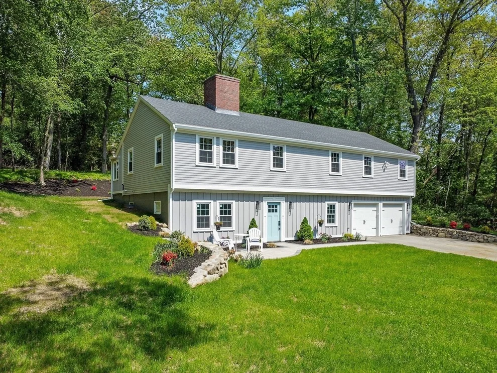 Unit for sale at 4 Enon Road, Wenham, MA 01984