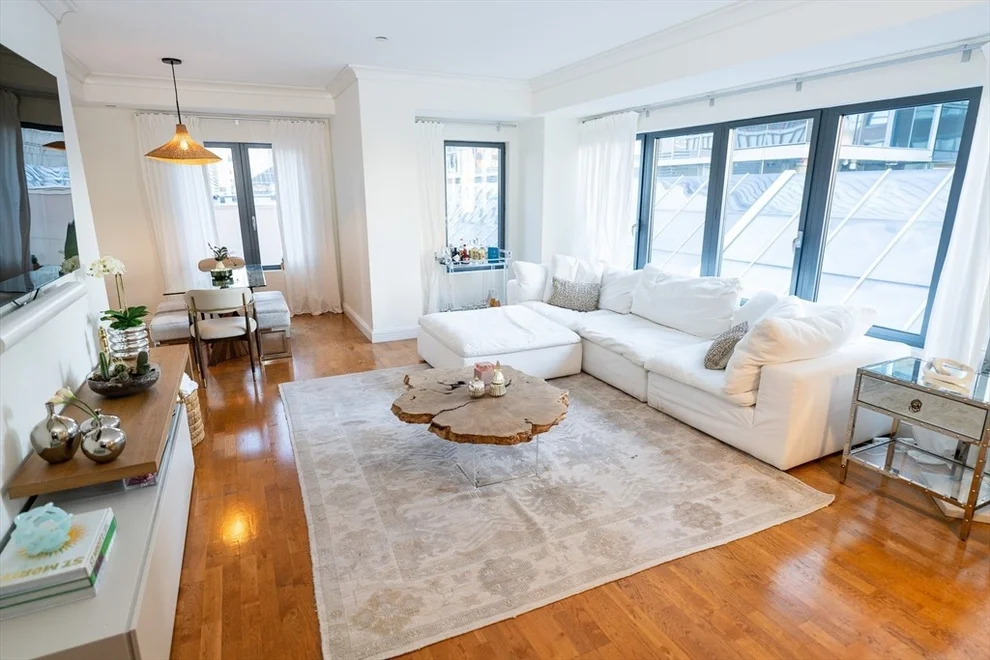 Unit for sale at 778 Boylston St, Boston, MA 02116