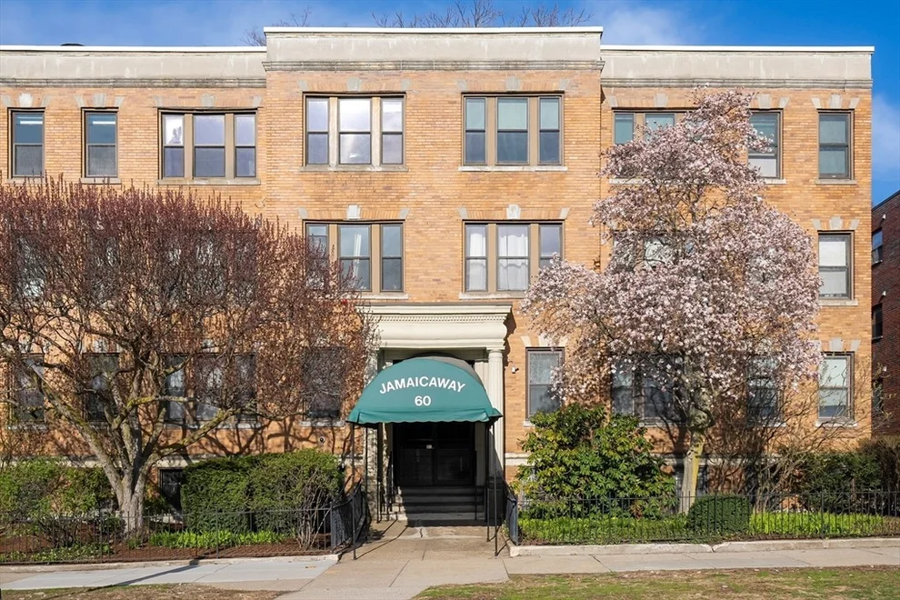 Unit for sale at 60 Jamaicaway, Boston, MA 02130