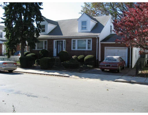 Unit for sale at 171 Willis Ave, Medford, MA 02155