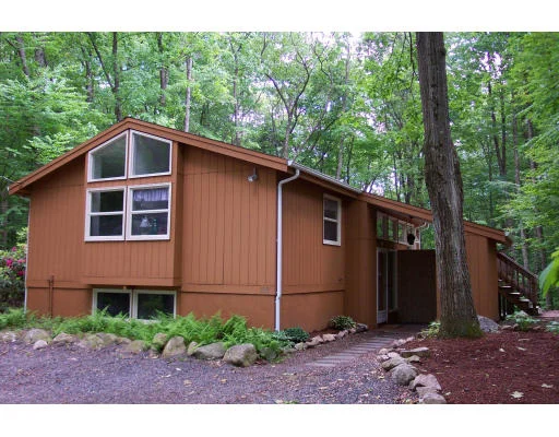 Unit for sale at 158 Oak Street, Holliston, MA 01746