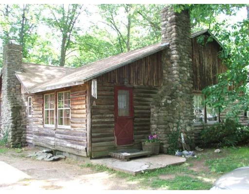 Unit for sale at 118 Lashaway Dr. Circle, East Brookfield, MA 01515