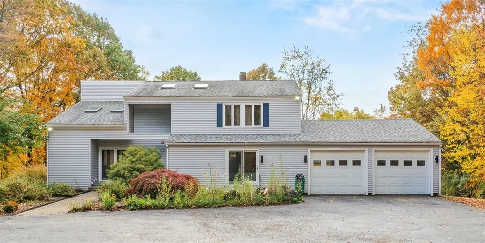 Unit for sale at 36 Sunrise Ave, Leominster, MA 01453