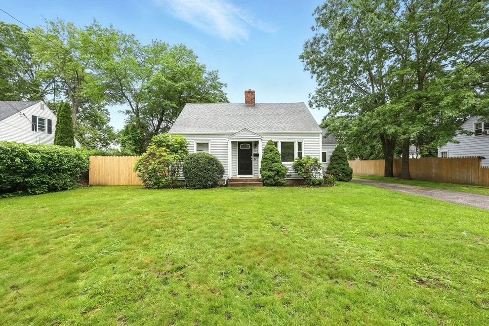 Unit for sale at 147 Quaker St, Springfield, MA 01118