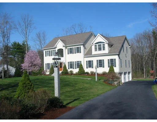 Unit for sale at 74 Grove St, Millville, MA 01529