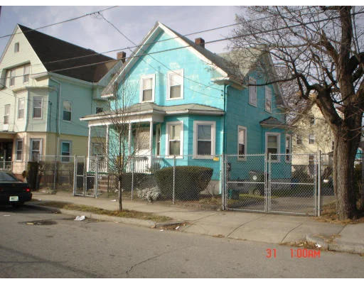 Unit for sale at 39 Detroit Ave, Providence, RI 02907