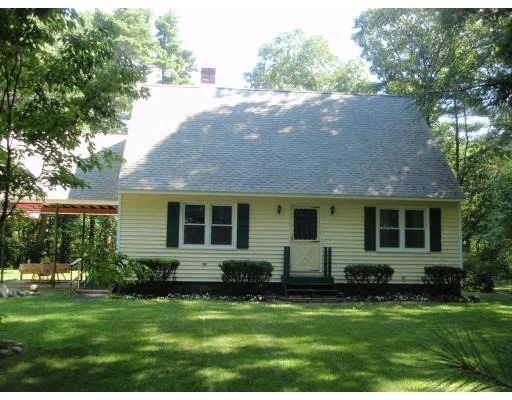 Unit for sale at 41 Meadowbrook Ln, Norton, MA 02766