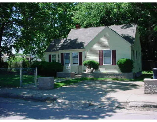 Unit for sale at 17 Spruce St, Nashua, NH 03060
