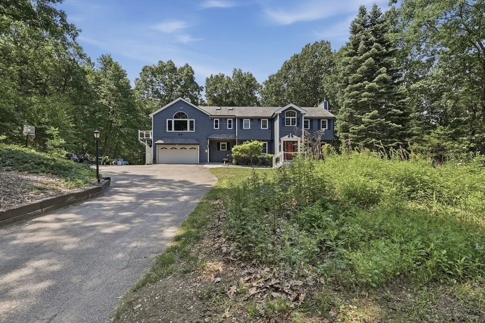 Unit for sale at 73 West Street, Pepperell, MA 01463