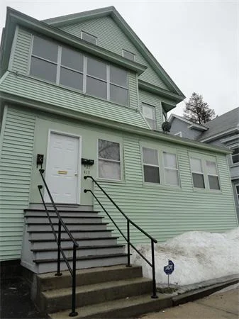 Unit for sale at 19-21 Wigwam Pl, Springfield, MA 01108