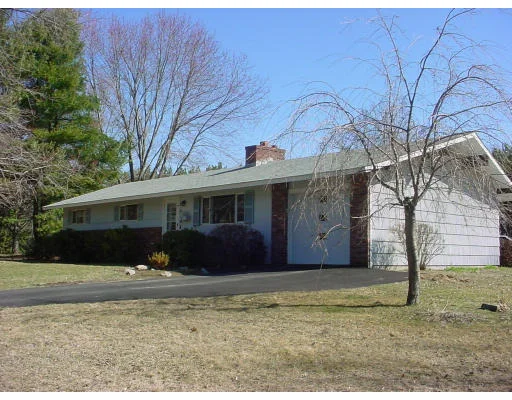 Unit for sale at 42 Victoria Rd, Sudbury, MA 01776