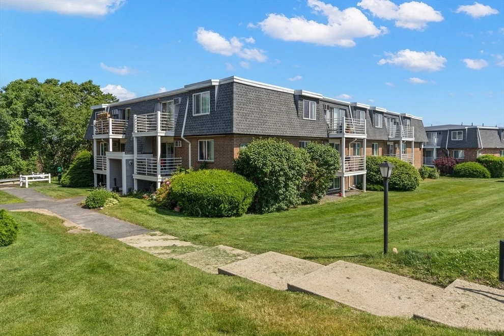 Unit for sale at 145 Essex Ave, Gloucester, MA 01930
