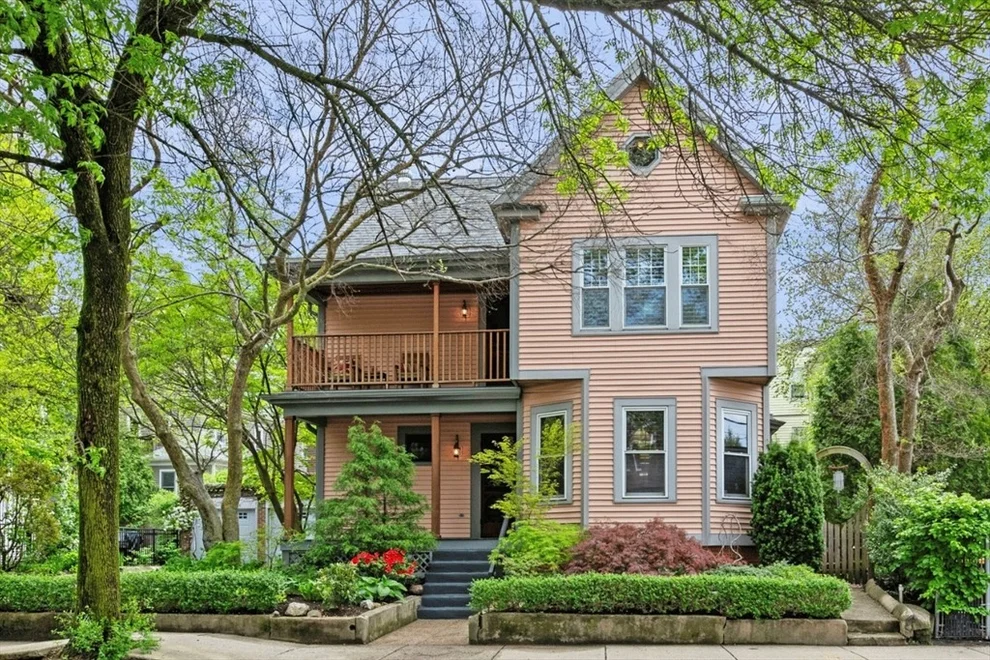 Unit for sale at 5 Willow Ave, Somerville, MA 02144